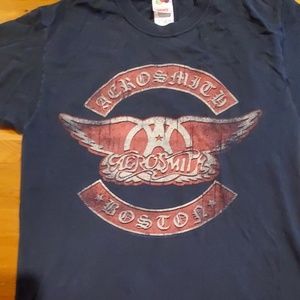 Aerosmith Tshirt 💐Bundle Item 5💐 Items for $25